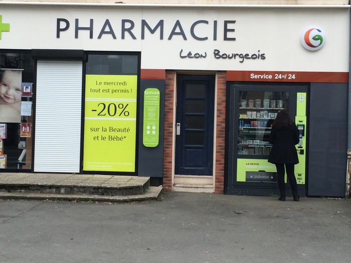 Pharmacie automatique Léon Bourgeois Rennes 1